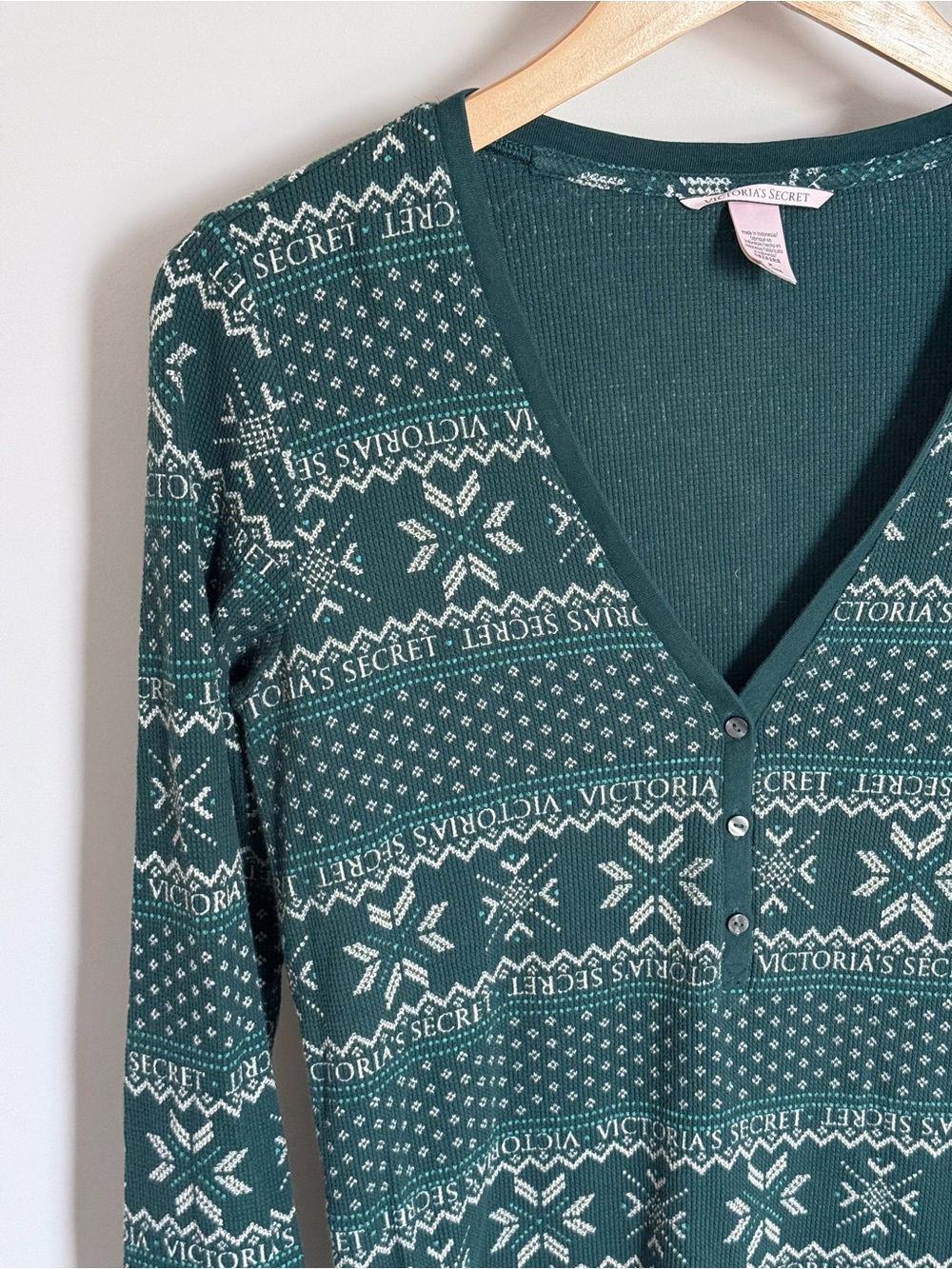 Victoria’s Secret Green Fair Isle Thermal Pajama Set Henley Shorts Medium - Picture 6 of 16